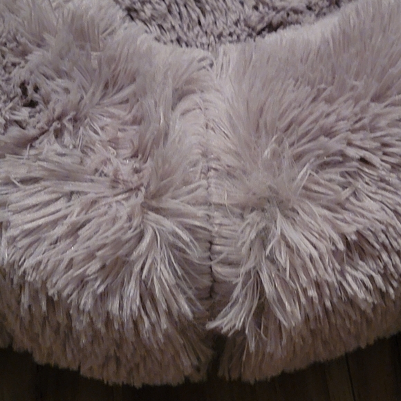 NEW Cat Small Dog Cuddler Donut Round Faux Fur Gray Pet Bed 22" Diameter - Picture 11 of 12